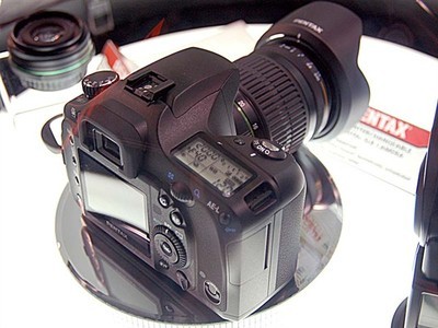 賓得K10D數碼相機與新能源技術開發的創新融合