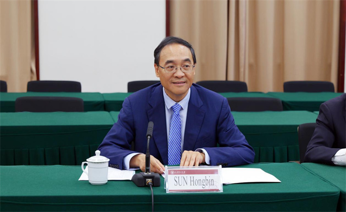 攜手共筑中古能源與教育新橋梁 孫宏斌校長(zhǎng)會(huì)見古巴代表團(tuán)深化合作